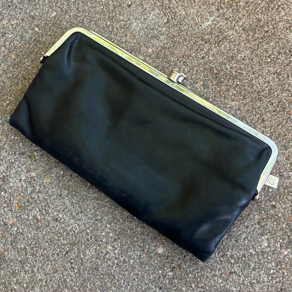 HOBO Lauren wallet clutch - Picture 1 of 6